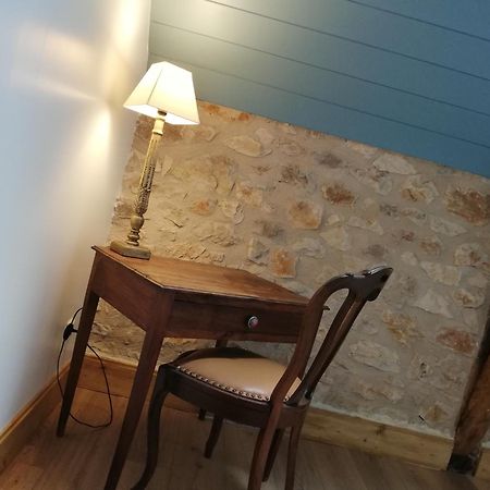 Le Puits De Garival Bed and Breakfast Tour-de-Faure Εξωτερικό φωτογραφία